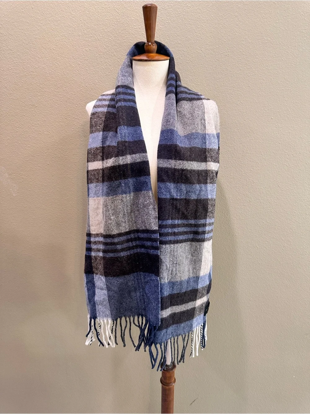 Italian Woollen Treasures soft warm